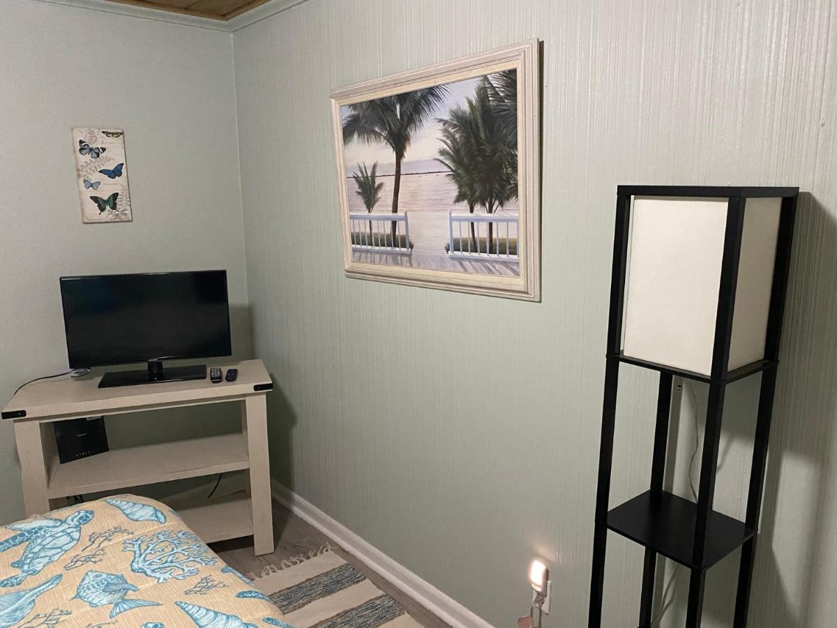 3 Bedroom House Fenced Backyard Private Patio Areas Grill Firepit Plenty Parking! Quick Access 10 Min To Beach Airport Delray West Palm Lake Worth Beach Ngoại thất bức ảnh