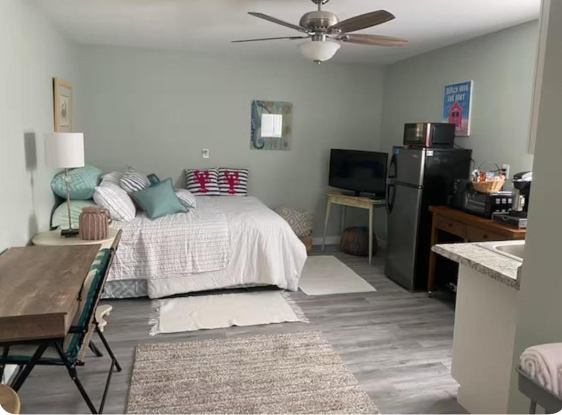 3 Bedroom House Fenced Backyard Private Patio Areas Grill Firepit Plenty Parking! Quick Access 10 Min To Beach Airport Delray West Palm Lake Worth Beach Ngoại thất bức ảnh