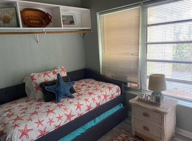 3 Bedroom House Fenced Backyard Private Patio Areas Grill Firepit Plenty Parking! Quick Access 10 Min To Beach Airport Delray West Palm Lake Worth Beach Ngoại thất bức ảnh
