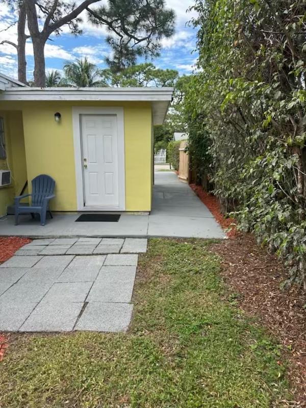 3 Bedroom House Fenced Backyard Private Patio Areas Grill Firepit Plenty Parking! Quick Access 10 Min To Beach Airport Delray West Palm Lake Worth Beach Ngoại thất bức ảnh